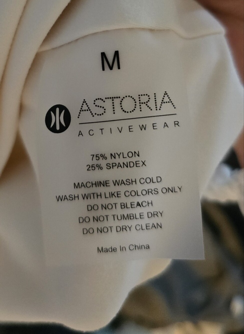 Astoria activewear Live Luxe wrap sleeved crop top size Medium - Picture 9 of 10